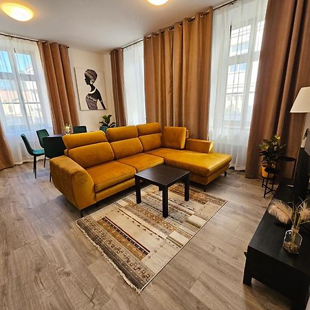 Velky Byt 3+Kk Klicperova, 2 Loznice Hradec Králové Exteriér fotografie
