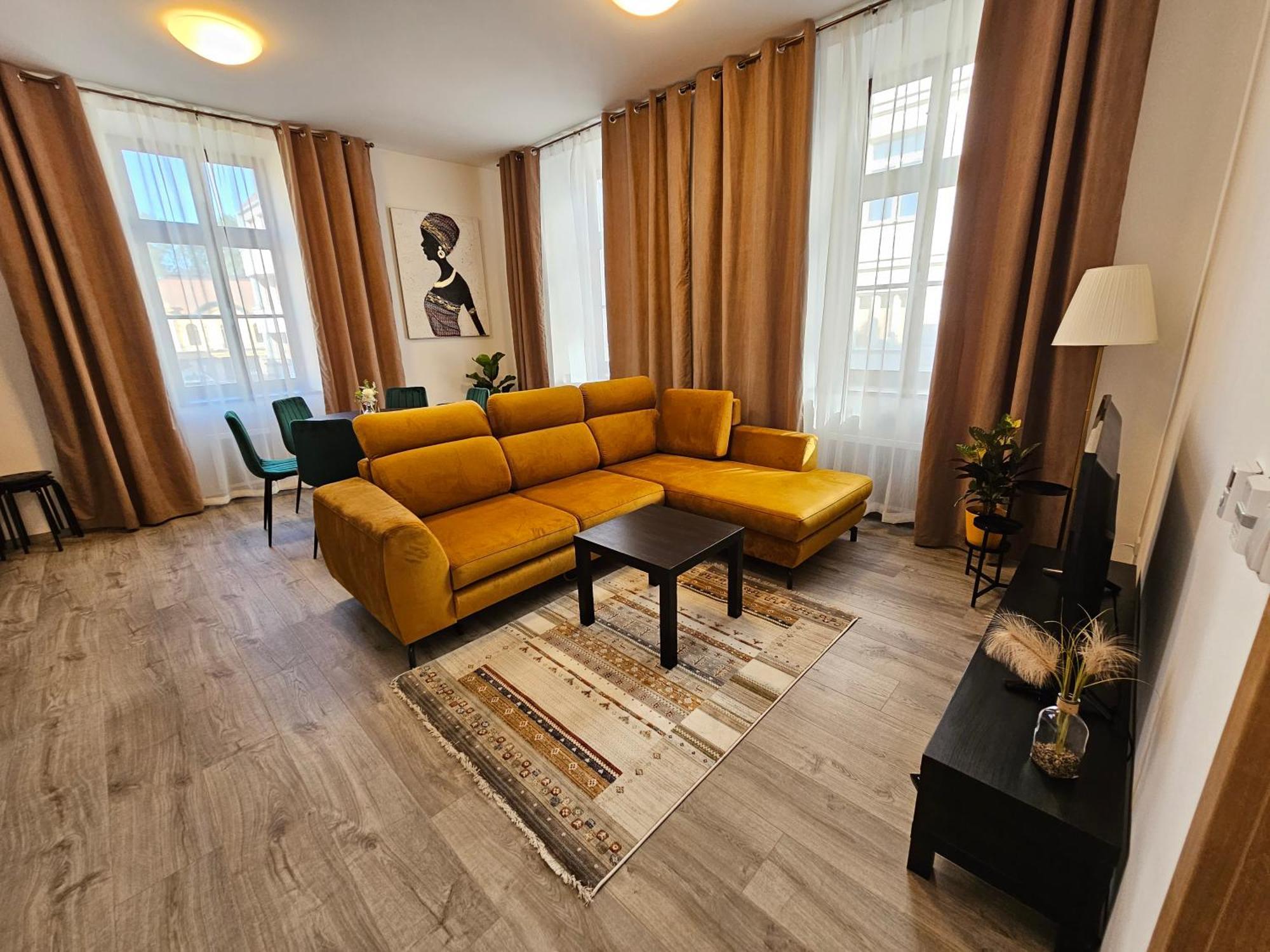 Velky Byt 3+Kk Klicperova, 2 Loznice Hradec Králové Exteriér fotografie